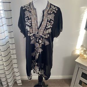Johnny Was Black Butterfly Embroidered Short Sleeve Tunic Size XXL